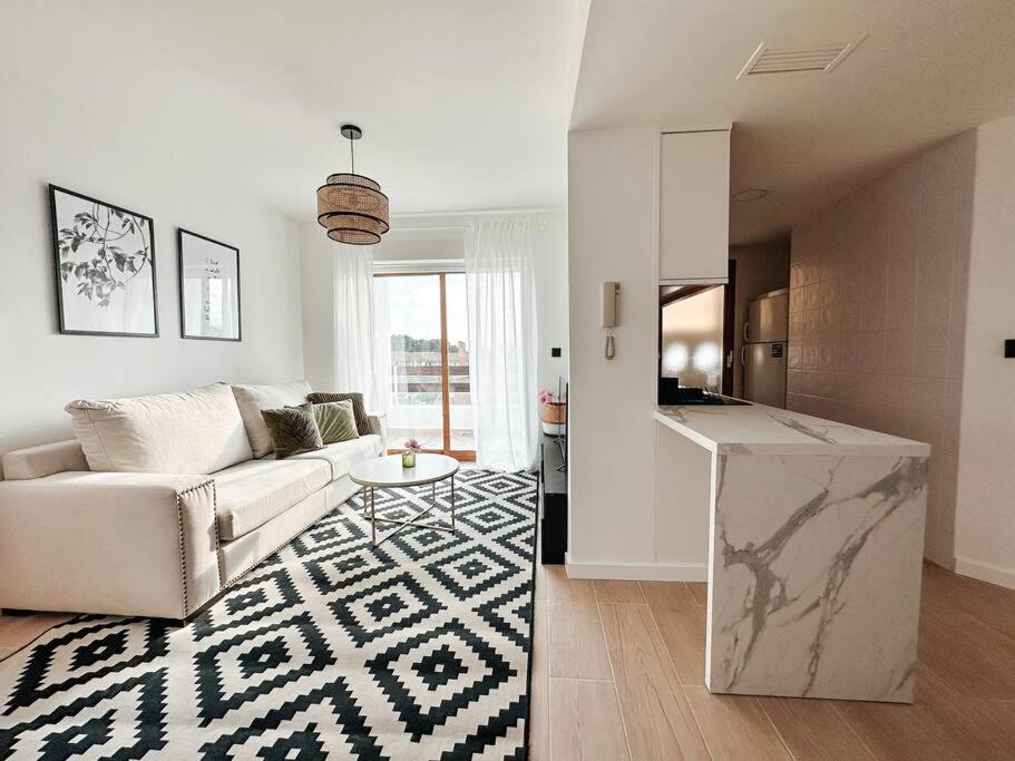 Precioso Apartamento Con Piscina Y Vistas Alicante Luaran gambar
