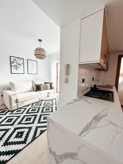 Precioso Apartamento Con Piscina Y Vistas Alicante Luaran gambar