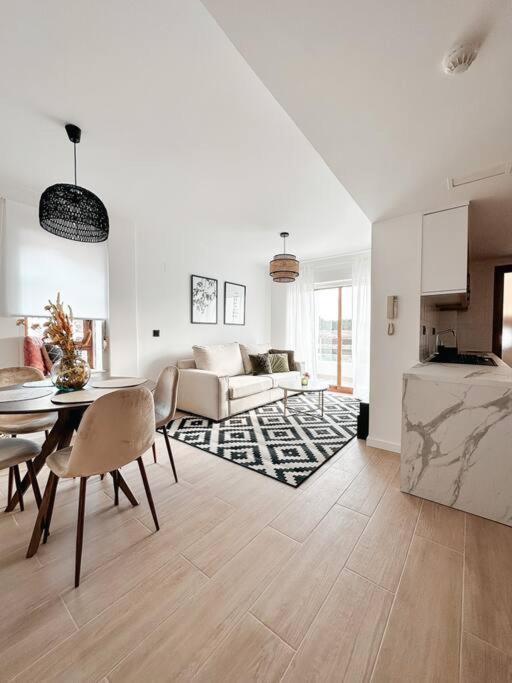 Precioso Apartamento Con Piscina Y Vistas Alicante Luaran gambar