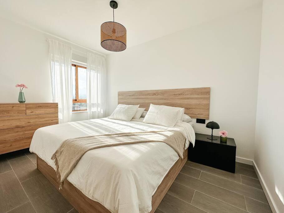 Precioso Apartamento Con Piscina Y Vistas Alicante Luaran gambar