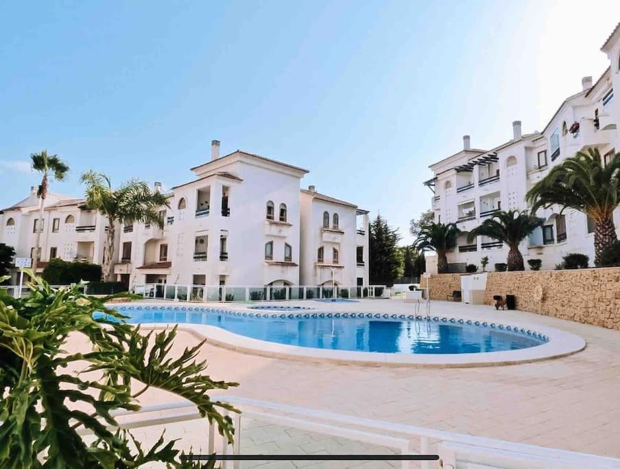 Precioso Apartamento Con Piscina Y Vistas Alicante Luaran gambar