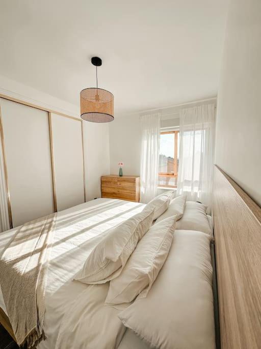 Precioso Apartamento Con Piscina Y Vistas Alicante Luaran gambar