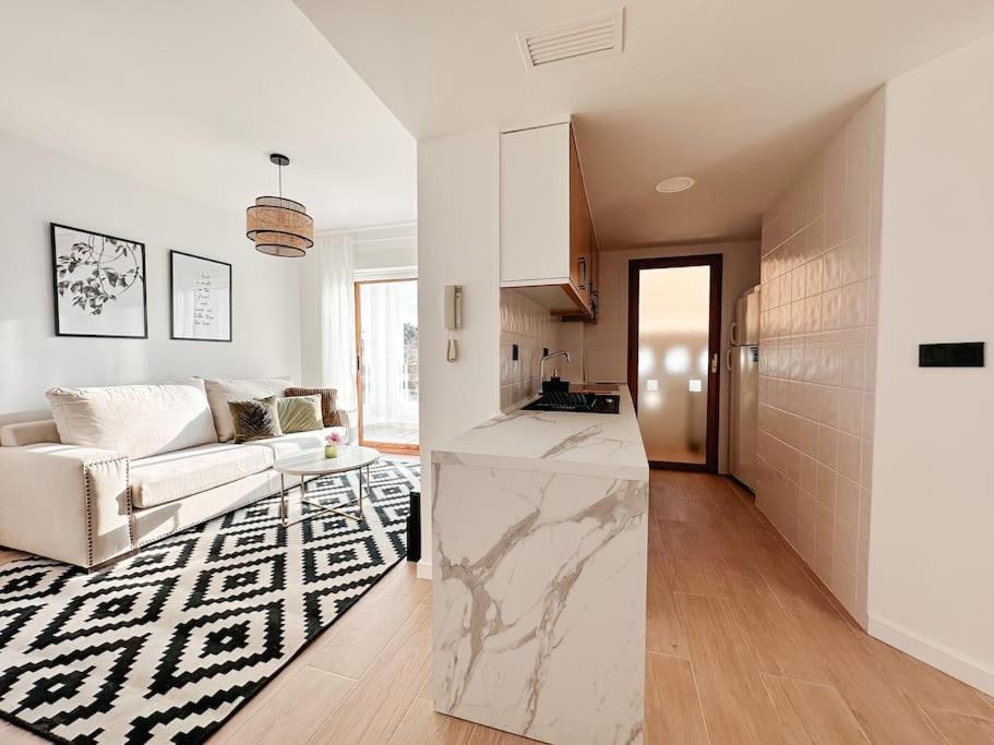 Precioso Apartamento Con Piscina Y Vistas Alicante Luaran gambar