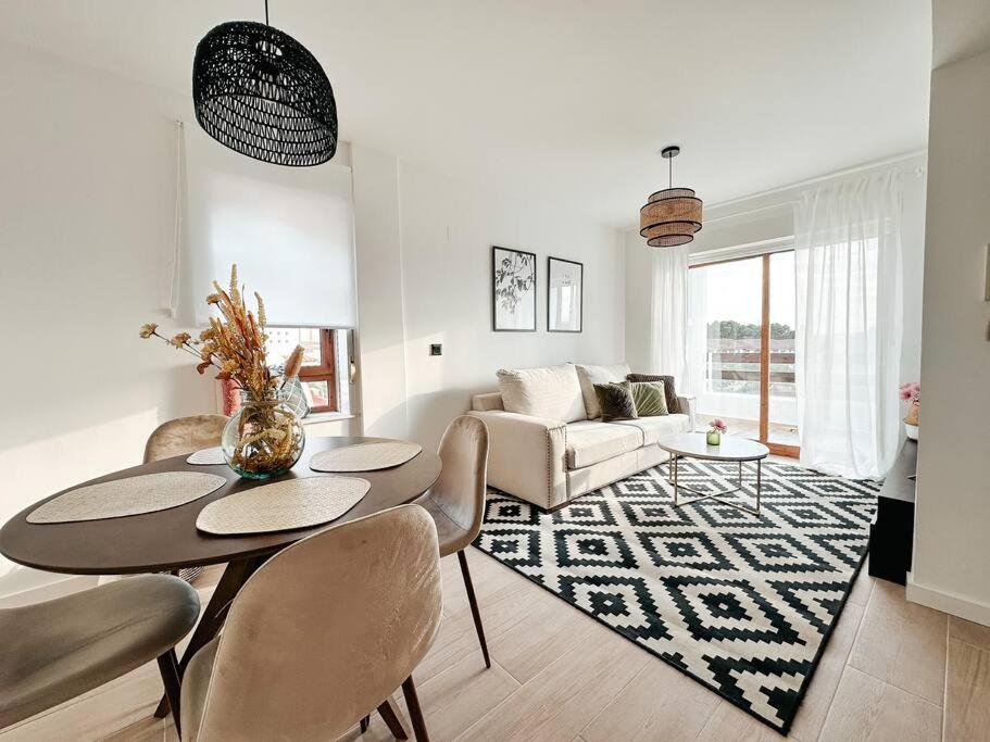 Precioso Apartamento Con Piscina Y Vistas Alicante Luaran gambar