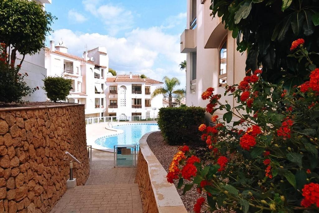 Precioso Apartamento Con Piscina Y Vistas Alicante Luaran gambar